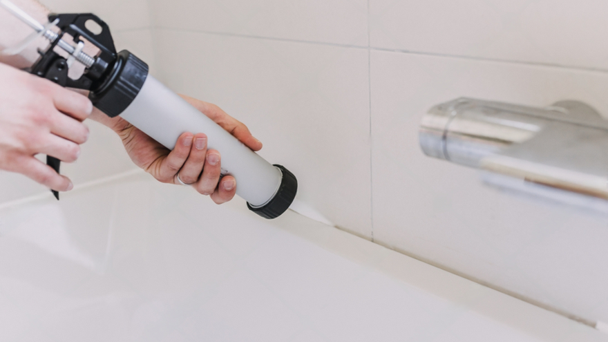 A Guide To Sealing Your Bath 