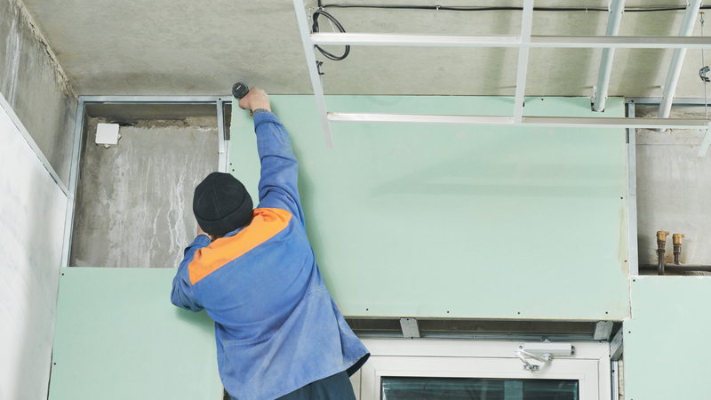 Plasterboard fixing